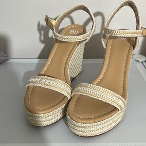 Gold and white wedge sandals size 8